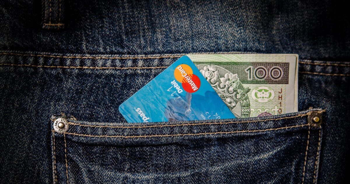 How Much Should You Bet Beginner Money Tips Featured image